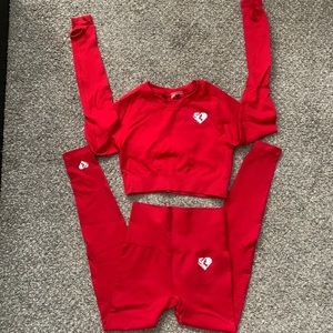 Women’s Best Legging and Long Sleeve Crop Top